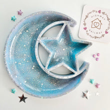 Load image into Gallery viewer, Moon &amp; Star Resin Fizzy Tray
